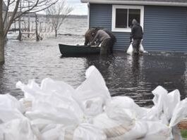 Flooding widespread around both lakes